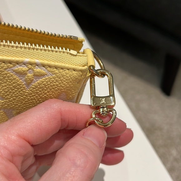 Authentic Louis Vuitton Mini Pochette Lemon Curd Yellow - Picture 7 of 10